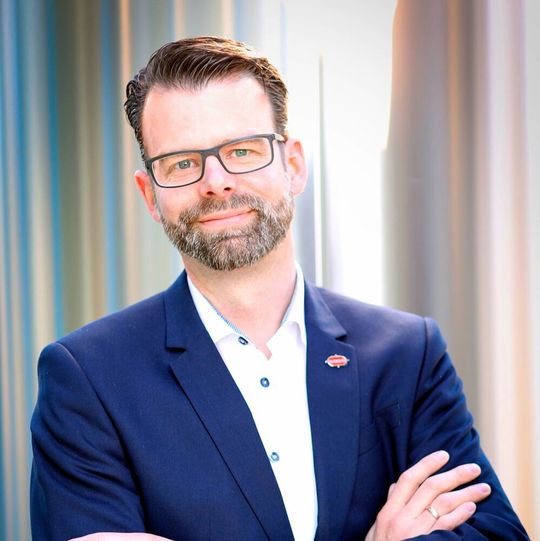 „Wir sind nach wie vor der Überzeugung, dass ein reduziertes Präsenzformat nicht den Geist des Events widerspiegelt.“ Nils Weber, Geschäftsführer der Namur. „Wir sind nach wie vor der Überzeugung, dass ein reduziertes Präsenzformat nicht den Geist des Events widerspiegelt.“ Nils Weber, Geschäftsführer der Namur.
