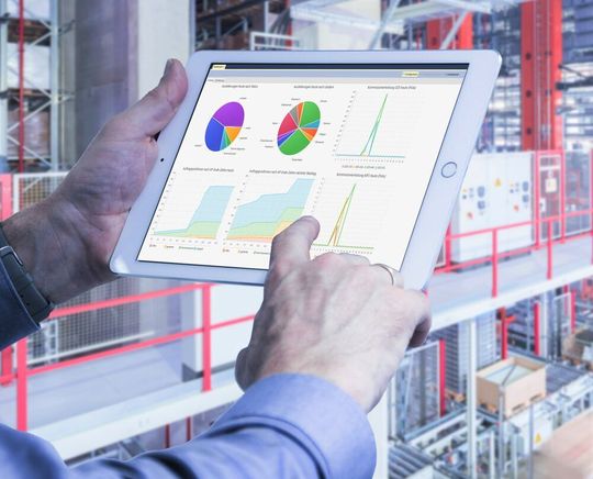 Zur Logimat präsentiert Unitechnik sein neues Uniware-Dashboard, dass Betreibern von Logistikzentren das Leben erleichtern soll. Es wird als universell konfiguierbar beschrieben. Daten können auf PC, Tablet oder anderen Geräten visualisiert werden. Zur Logimat präsentiert Unitechnik sein neues Uniware-Dashboard, dass Betreibern von Logistikzentren das Leben erleichtern soll. Es wird als universell konfiguierbar beschrieben. Daten können auf PC, Tablet oder anderen Geräten visualisiert werden.