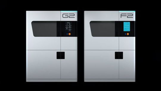 Generas neues G2/F2 System will eine Alternative zum Spritzguss sein. DLP-Druck, Waschung und Nachhärtung sind aufeinander abgestimmt und werden eng überwacht und dokumentiert.