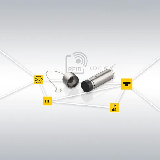 Ist die Schlauchverbindung korrekt? Der HF-RFID-Schreib-Lese-Kopf von Turck stellt’s sicher – auch in Atex-Zone 1/21. Ist die Schlauchverbindung korrekt? Der HF-RFID-Schreib-Lese-Kopf von Turck stellt’s sicher – auch in Atex-Zone 1/21.