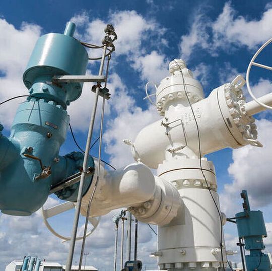 Long-duration hydrogen storage is a key enabling technology for the transition to a net zero carbon energy future. Shown: Texas Brine gas storage cavern wellhead. Long-duration hydrogen storage is a key enabling technology for the transition to a net zero carbon energy future. Shown: Texas Brine gas storage cavern wellhead.