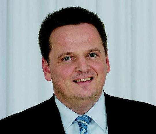 Claus J. Paal, Geschäftsführer von Paal Verpackungsmaschinen und stellv. Vorstandsvorsitzender des PEC: „Das PEC geht nach der Eröffnung am 26. September nun endgültig in die operative Phase über.“ Claus J. Paal, Geschäftsführer von Paal Verpackungsmaschinen und stellv. Vorstandsvorsitzender des PEC: „Das PEC geht nach der Eröffnung am 26. September nun endgültig in die operative Phase über.“