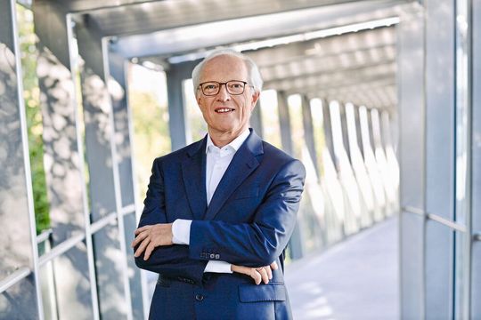 Dr. Kurt Schmalz, geschäftsführender Gesellschafter von Schmalz. Dr. Kurt Schmalz, geschäftsführender Gesellschafter von Schmalz.
