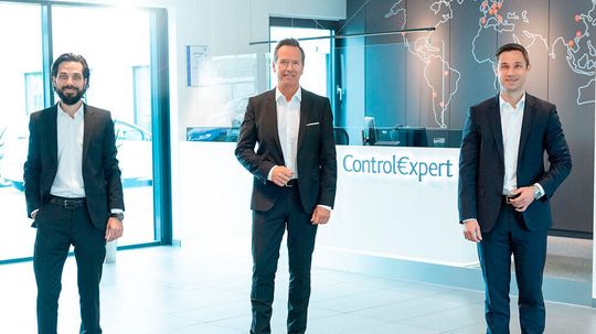Die künftige Geschäftsführung von Control Expert: (v. l.) Dr. Andreas Witte, Rüdiger Hackhausen und Nicolas Witte (CEO). Die künftige Geschäftsführung von Control Expert: (v. l.) Dr. Andreas Witte, Rüdiger Hackhausen und Nicolas Witte (CEO).