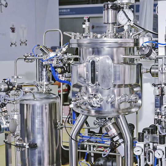 Coordinated controllers, sensors and valve units adapt to the process control. Coordinated controllers, sensors and valve units adapt to the process control.