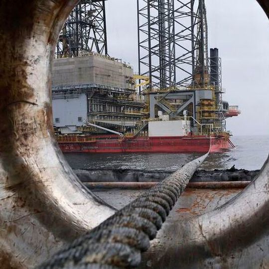 The petroleum and petrochemical segments anticipate a decline in output in the next quarter, in view of planned shutdowns for maintenance. The petroleum and petrochemical segments anticipate a decline in output in the next quarter, in view of planned shutdowns for maintenance.