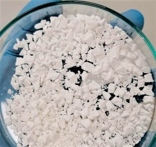 Der Prozess mit dem Teppichabfälle recycelt werden können, heißt Isoprep. Hochreines Polypropylen ist das Ergebnis. Der Materialkreislauf kann also auch in puncto Teppiche geschlossen werden.