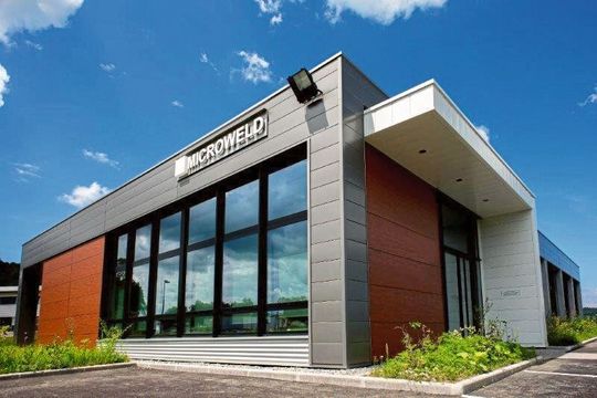 La société française spécialiste en applications laser a été séduite par les valeurs et la dynamique technologique du groupe suisse Acrotec. La société française spécialiste en applications laser a été séduite par les valeurs et la dynamique technologique du groupe suisse Acrotec.
