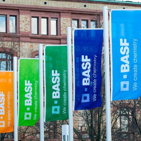 BASF hat den Verkauf des Standortes in Kankakee, USA, an One Rock Capital Partners abgeschlossen. BASF hat den Verkauf des Standortes in Kankakee, USA, an One Rock Capital Partners abgeschlossen.