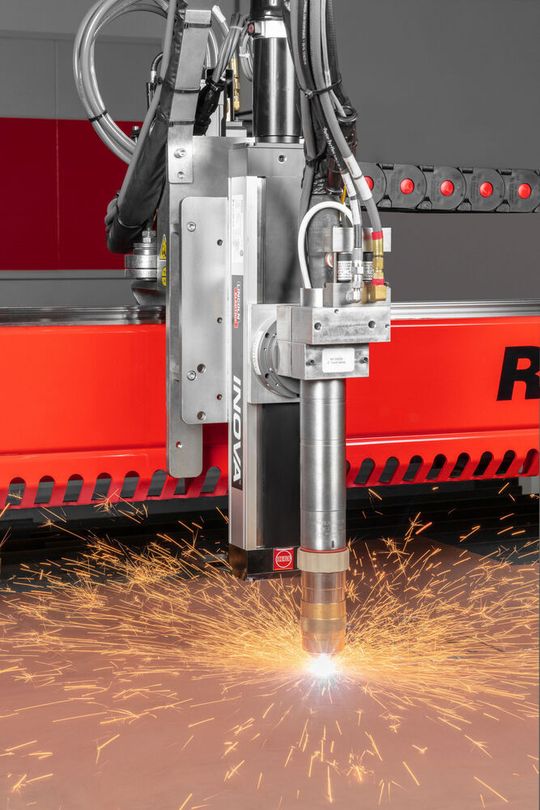 Available in a range of sizes, the RUR is available with cutting widths from 1,500mm right the way through to 3,000 mm and to any customer specified length. Available in a range of sizes, the RUR is available with cutting widths from 1,500mm right the way through to 3,000 mm and to any customer specified length.