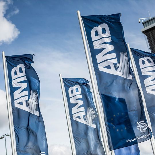 Mit positiven Konjunkturaussichten und starkem Rückenwind aus der Branche erwartet die Messe Stuttgart eine erfolgreiche AMB vom 13. bis 17. September 2022 in Stuttgart. Mit positiven Konjunkturaussichten und starkem Rückenwind aus der Branche erwartet die Messe Stuttgart eine erfolgreiche AMB vom 13. bis 17. September 2022 in Stuttgart.