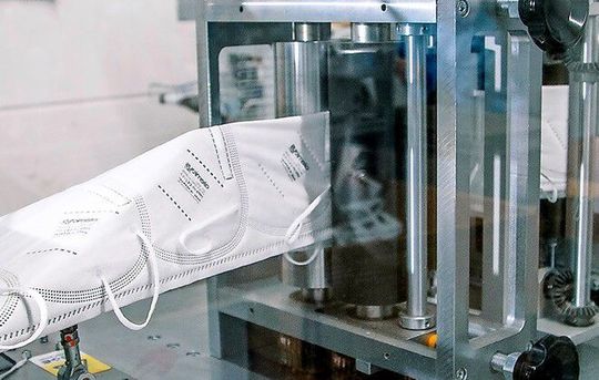 Der VDMA-Fachverband Kunststoff- und Gummimaschinenfreut sich auf 2021. Auch das letzte Jahr war gar nicht schlecht, denn Rettung kam durch alles, was mit Verpackung, Hygiene (Bild) und Medizin zu tun hatte. 2021 könnte sogar zum Rekordjahr werden. Der VDMA-Fachverband Kunststoff- und Gummimaschinenfreut sich auf 2021. Auch das letzte Jahr war gar nicht schlecht, denn Rettung kam durch alles, was mit Verpackung, Hygiene (Bild) und Medizin zu tun hatte. 2021 könnte sogar zum Rekordjahr werden.