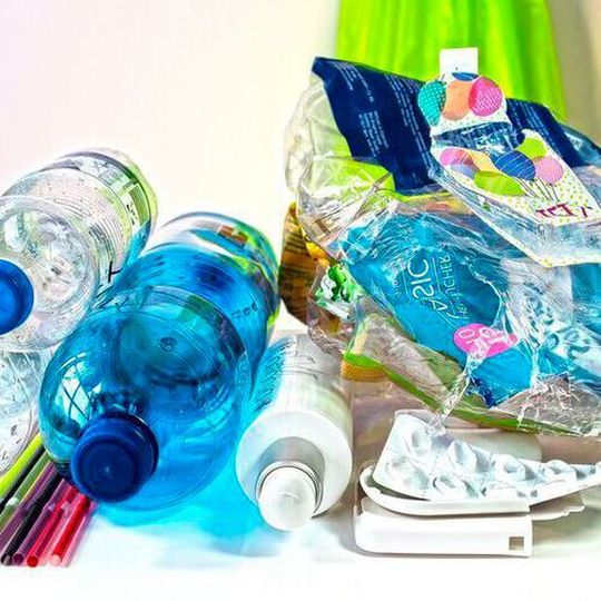 Braven’s proprietary pyrolysis process is able to efficiently break down mixed, difficult-to-recycle waste plastics into a substance called Braven Pychem. Braven’s proprietary pyrolysis process is able to efficiently break down mixed, difficult-to-recycle waste plastics into a substance called Braven Pychem.