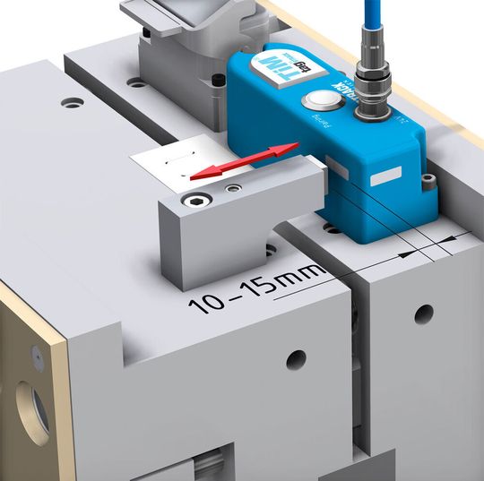 The Timtag attached to the tool offers more flexibility when monitoring multiple tools on one machine. The Timtag attached to the tool offers more flexibility when monitoring multiple tools on one machine.