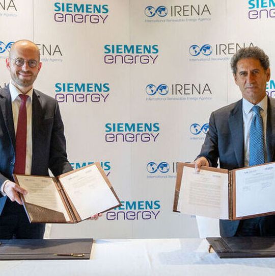 Christian Bruch (left), CEO of Siemens Energy; and Francesco La Camera, Director-General of Irena, signed a sustainable energy partnership agreement in Dubai to drive the global energy transition based on renewable energy. Christian Bruch (left), CEO of Siemens Energy; and Francesco La Camera, Director-General of Irena, signed a sustainable energy partnership agreement in Dubai to drive the global energy transition based on renewable energy.