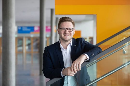 Christoph Utz, Projektreferent der T4M: „Wir haben uns intensiv mit den Bedürfnissen und Herausforderungen der Medizintechnikindustrie auseinandergesetzt, mit T4M Meet 2 Match eine individuelle Lösung an, die die T4M – Technology for Medical Devices auch langfristig begleiten kann.“