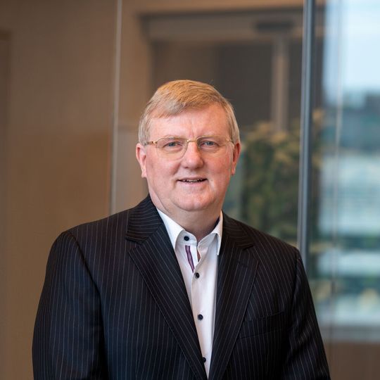 „Wir starten aus einer starken Position heraus, mit langfristigen Kundenpartnerschaften, und wir engagieren uns für kontinuierliche Verbesserungen und Innovationen“, sagt der President von Nobian, Knut Schwalenberg. „Wir starten aus einer starken Position heraus, mit langfristigen Kundenpartnerschaften, und wir engagieren uns für kontinuierliche Verbesserungen und Innovationen“, sagt der President von Nobian, Knut Schwalenberg.