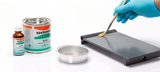 Kleben flexibel und professionell auslagern: Die Ruderer Klebetechnik GmbH ist der kompetente Klebedienstleister für alle Unternehmen, die keine Zeit, Kapazitäten oder Kompetenzen für Klebeprojekte haben. Kleben flexibel und professionell auslagern: Die Ruderer Klebetechnik GmbH ist der kompetente Klebedienstleister für alle Unternehmen, die keine Zeit, Kapazitäten oder Kompetenzen für Klebeprojekte haben.