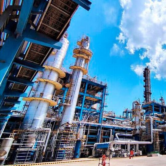 The megaton-scale project launched by Sinopec consists of two parts – Sinopec Qilu's carbon dioxide capture and Shengli Oilfield's carbon dioxide displacement and storage. The megaton-scale project launched by Sinopec consists of two parts – Sinopec Qilu's carbon dioxide capture and Shengli Oilfield's carbon dioxide displacement and storage.