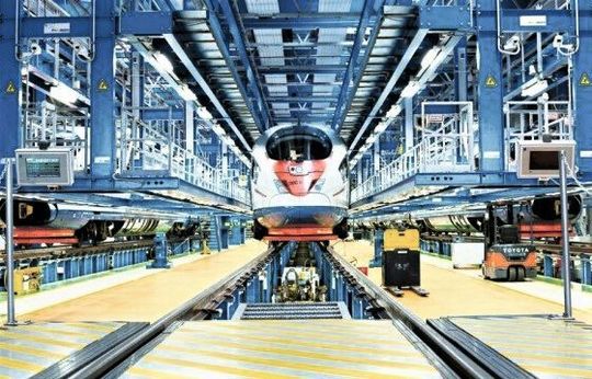 Großer Fang! Siemens Mobility gibt bekannt, in den USA von Amtrak einen Rekordauftrag im Schienenfahrzeugbereich an Land gezogen zu haben. Es sei der größte, den die Konzernsparte in Nordamerika je hatte. Großer Fang! Siemens Mobility gibt bekannt, in den USA von Amtrak einen Rekordauftrag im Schienenfahrzeugbereich an Land gezogen zu haben. Es sei der größte, den die Konzernsparte in Nordamerika je hatte.