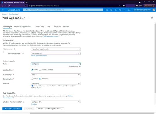 Das Erstellen einer Web App im Azure Portal.