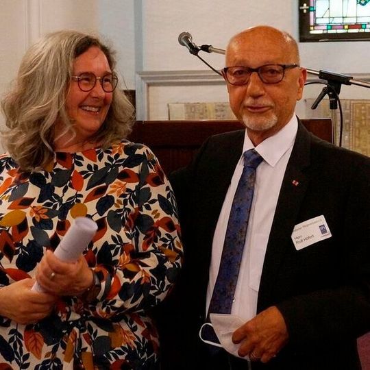 Rolf Höfert mit Heike Werner, Thüringens Ministerin für Arbeit, Soziales, Gesundheit Frauen und Familie Rolf Höfert mit Heike Werner, Thüringens Ministerin für Arbeit, Soziales, Gesundheit Frauen und Familie
