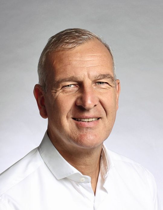 Eric Küppers: Der neue CEO verantwortet seit Mai 2021 die Geschäfte von Rosenberger; seit Juli gemeinsam mit COO Dr. Kristijan Bauer.