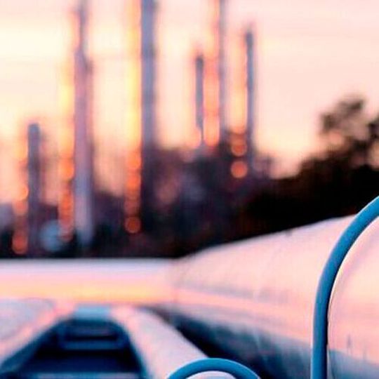 Linde will purify and liquefy the hydrogen before supplying it to end markets including material handling, mobility, aerospace, manufacturing, metals, energy and electronics. Linde will purify and liquefy the hydrogen before supplying it to end markets including material handling, mobility, aerospace, manufacturing, metals, energy and electronics.