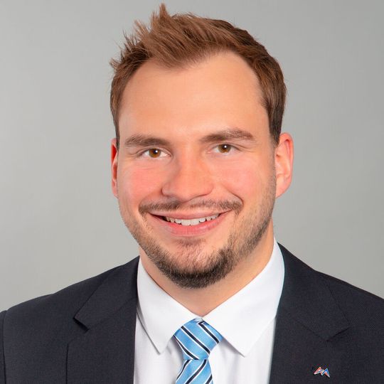 “Moldino has already established a broad customer base in Austria. We will soon expand our team, consisting of two process optimizers for Upper Austria and Tyrol, with a further team member for the Vorarlberg region,” reports Karsten Baas, Team Leader Sales with responsibility for Austria. “Moldino has already established a broad customer base in Austria. We will soon expand our team, consisting of two process optimizers for Upper Austria and Tyrol, with a further team member for the Vorarlberg region,” reports Karsten Baas, Team Leader Sales with responsibility for Austria.