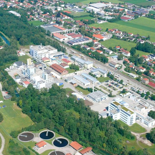 Die modernen Forschungs- und Fertigungsanlagen am Clariant-Standort Heufeld bei München. Die modernen Forschungs- und Fertigungsanlagen am Clariant-Standort Heufeld bei München.