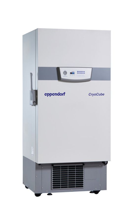 The Cryo Cube F440 saves up to 23 percent of power combined with 30 percent more space. The Cryo Cube F440 saves up to 23 percent of power combined with 30 percent more space.