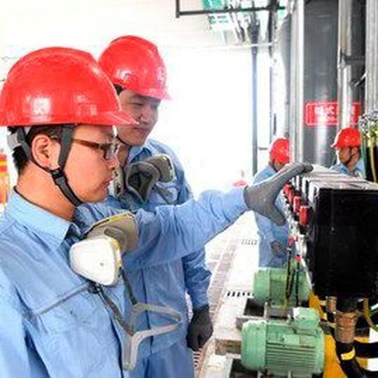 Sinopec baut in Qianjiang, China, die weltgrößte Produktionsstätte für Desinfektionsmittel. Sinopec baut in Qianjiang, China, die weltgrößte Produktionsstätte für Desinfektionsmittel.