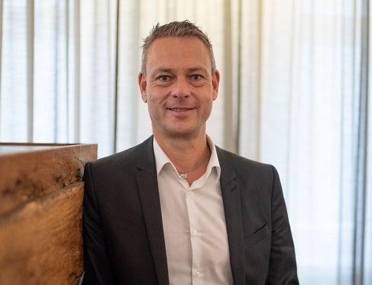 Rainer Koppitz, CEO KATEK SE: „Ich habe größten Respekt vor unserer Taskforce aus Einkauf, Vertrieb und Finance, die diese Sondersituation exzellent als Team meistern.“ Rainer Koppitz, CEO KATEK SE: „Ich habe größten Respekt vor unserer Taskforce aus Einkauf, Vertrieb und Finance, die diese Sondersituation exzellent als Team meistern.“