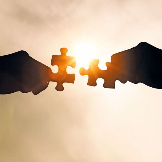 Der Distributor Ingram Micro und der Hersteller LogMeIn schließen eine Vertriebspartnerschaft, um deutschen Resellern gemeinsam UCC-Lösungen anzubieten. Der Distributor Ingram Micro und der Hersteller LogMeIn schließen eine Vertriebspartnerschaft, um deutschen Resellern gemeinsam UCC-Lösungen anzubieten.