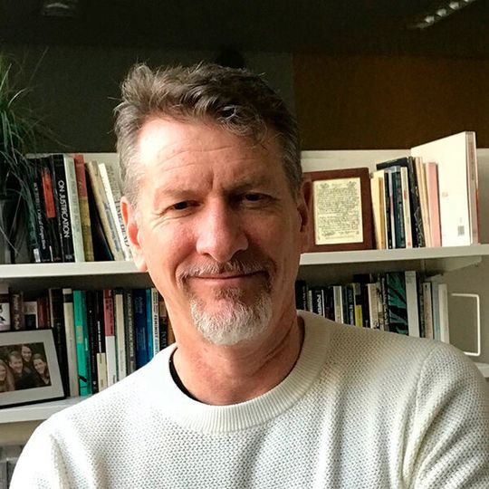 Der Autor: Prof. Dr. Mark Kennedy ist außerordentlicher Professor für Strategie und Organisation an der Imperial College Business School, Direktor von Imperial Business Analytics, einem Forschungslabor im Data Science Institute (DSI) des Imperial College London sowie und stellvertretender Direktor des DSI. Der Autor: Prof. Dr. Mark Kennedy ist außerordentlicher Professor für Strategie und Organisation an der Imperial College Business School, Direktor von Imperial Business Analytics, einem Forschungslabor im Data Science Institute (DSI) des Imperial College London sowie und stellvertretender Direktor des DSI.