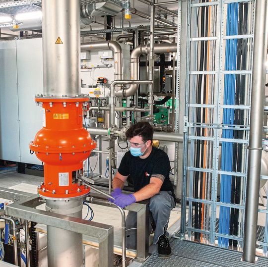 Auch in Zeiten von Corona: Servicetechniker im Einsatz Auch in Zeiten von Corona: Servicetechniker im Einsatz