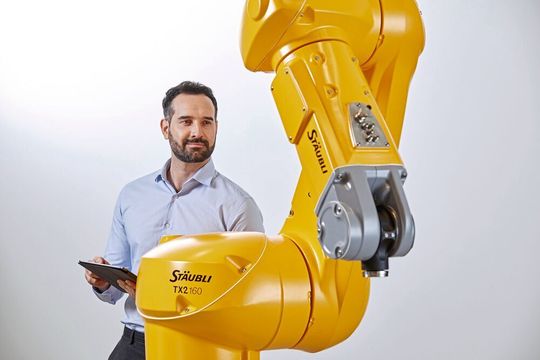 Die Modelle TX2-140, TX2-160 und TX2-160L komplettieren die TX2-Generation von Stäubli. Die Modelle TX2-140, TX2-160 und TX2-160L komplettieren die TX2-Generation von Stäubli.