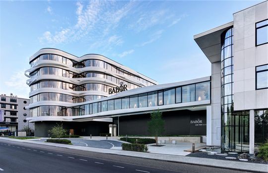 Aachener unter sich: Der Kosmetikhersteller Dr. Babor setzt seit Jahren schon auf Optimierungssoftware von Inform. Jetzt will der Beauty-Spezialist seinen Personaleinsatz mit smarten, entscheidungsfähigen Algorithmen verbessern lassen.