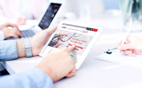 With the myOerlikon service portal, Oerlikon customers across the globe have access to all machine and sales documents, drawings and operating instructions. With the myOerlikon service portal, Oerlikon customers across the globe have access to all machine and sales documents, drawings and operating instructions.