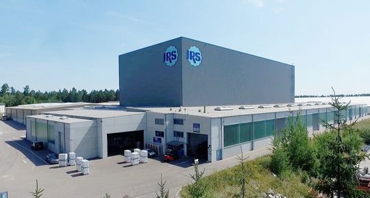 Die Stuttgarter Intralogistiker modernisieren und erweitern im größten Retrofit-Projekt der Firmengeschichte das Logistikzentrum von J. Rettenmaier & Söhne. Die Stuttgarter Intralogistiker modernisieren und erweitern im größten Retrofit-Projekt der Firmengeschichte das Logistikzentrum von J. Rettenmaier & Söhne.