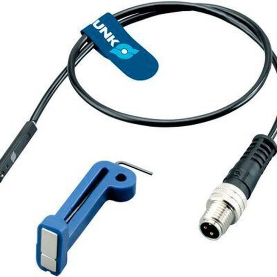 Der Schunk Magnetschalter MMS 22-IO-Link wird unmittelbar in die C-Nut von Greifern integriert. Er kann unterschiedliche Bauteilgrössen detektieren und bietet dank IO-Link zusätzliche Diagnosefunktionen. Der Schunk Magnetschalter MMS 22-IO-Link wird unmittelbar in die C-Nut von Greifern integriert. Er kann unterschiedliche Bauteilgrössen detektieren und bietet dank IO-Link zusätzliche Diagnosefunktionen.