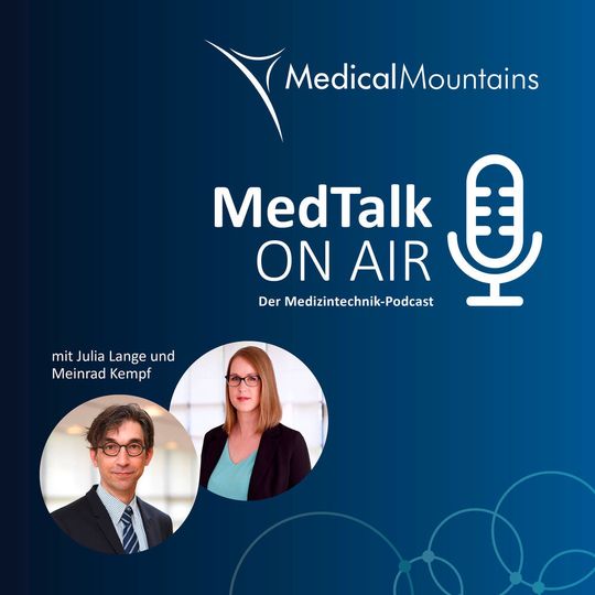 Med Talk on Air – Der Medizintechnikpodcast: Im Zwei-Wochen-Rhythmus wird es eine neue Folge rund um das Thema Medizintechnik geben. Med Talk on Air – Der Medizintechnikpodcast: Im Zwei-Wochen-Rhythmus wird es eine neue Folge rund um das Thema Medizintechnik geben.