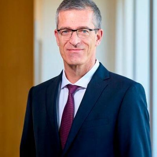 „Die Ergebnisse sind alarmierend. Wenn die EU-Kommission nicht reagiert, bahnt sich eine Gefährdung der flächendeckenden Versorgung mit Labordiagnostik an“, sagt VDGH-Geschäftsführer Dr. Martin Walger. „Die Ergebnisse sind alarmierend. Wenn die EU-Kommission nicht reagiert, bahnt sich eine Gefährdung der flächendeckenden Versorgung mit Labordiagnostik an“, sagt VDGH-Geschäftsführer Dr. Martin Walger.