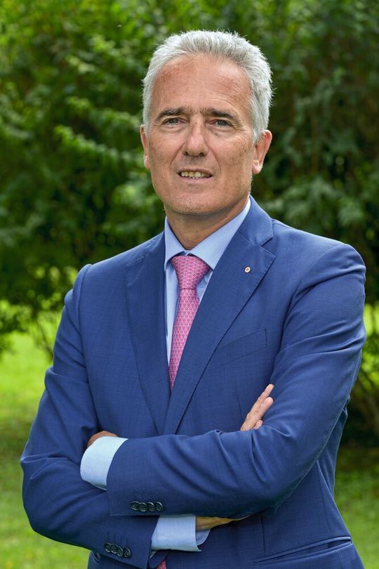 Luigi Galdabini leitet als Generalkommissar die Organisation der EMO Milano 2021. Die Weltausstellung von Werkzeugmaschinen findet vom 4. bis 9. Oktober 2021 auf dem Messegelände von Fiera Milano Rho statt. Luigi Galdabini leitet als Generalkommissar die Organisation der EMO Milano 2021. Die Weltausstellung von Werkzeugmaschinen findet vom 4. bis 9. Oktober 2021 auf dem Messegelände von Fiera Milano Rho statt.