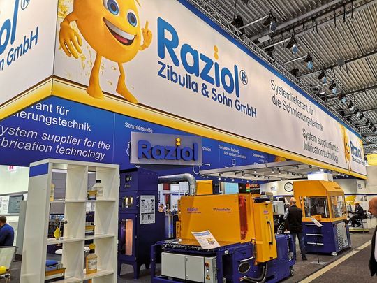 Raziol-Highlight am Stand ist die Bürstenreinigungsanlage. Raziol-Highlight am Stand ist die Bürstenreinigungsanlage.