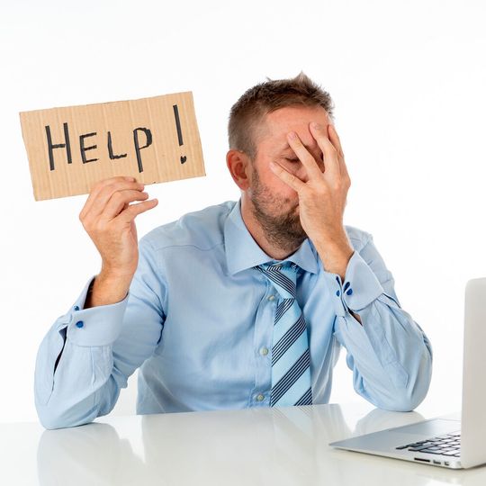 Fast drei Viertel der Unternehmen wurden im letzten Jahr Opfer eines Phishing-Angriffs. Ein Grund: Mehr als die Hälfte litten unter einem Mangel an IT-Fachkräften. Fast drei Viertel der Unternehmen wurden im letzten Jahr Opfer eines Phishing-Angriffs. Ein Grund: Mehr als die Hälfte litten unter einem Mangel an IT-Fachkräften.