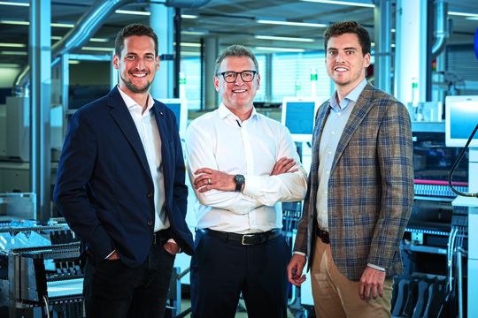 Peter Germann mit seinen Söhnen Dario (links) und Ramon. Peter Germann mit seinen Söhnen Dario (links) und Ramon.
