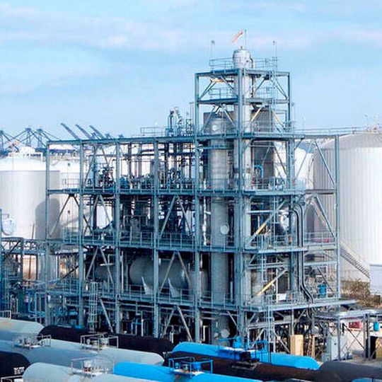 The plant has run very well but has always been relatively challenged due to its leasing agreement coupled with a lack of REG’s hallmark multi-feedstock processing capability. The plant has run very well but has always been relatively challenged due to its leasing agreement coupled with a lack of REG’s hallmark multi-feedstock processing capability.