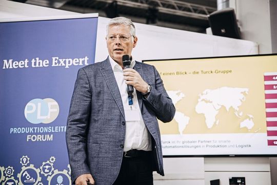 Wie Werkzeugwechsler am Roboter sicher erkannt werden können, erklärte Michael Flesch von Turck beim „Meet the Expert“.