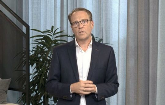 Der Stemmer Imaging CEO Arne Dehn gab anlässlich des Capital Markets Day 2021 bekannt, dass das Unternehmen bis zum Jahr 2024 ein Umsatzwachstum auf 200 Millionen Euro angestrebt. Der Stemmer Imaging CEO Arne Dehn gab anlässlich des Capital Markets Day 2021 bekannt, dass das Unternehmen bis zum Jahr 2024 ein Umsatzwachstum auf 200 Millionen Euro angestrebt.